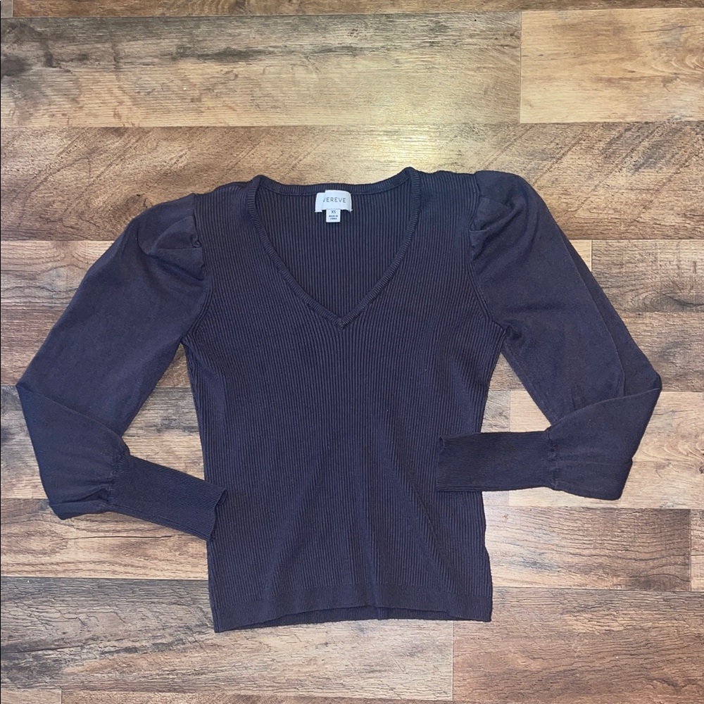 Evereve Charcoal gray V-Neck Sweater with Puff Sleeves size Xs